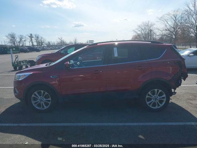 1FMCU9G9XHUE20374 Ford ESCAPE SE