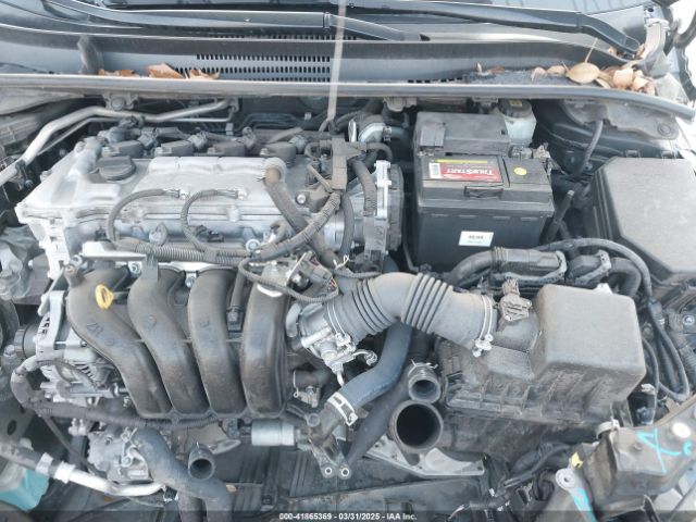JTDEPMAE0NJ215074 Toyota COROLLA LE