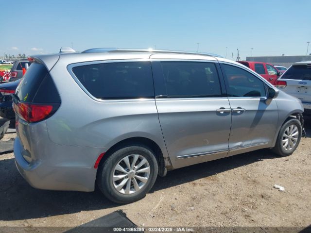 2C4RC1BG0KR732202 Chrysler Pacifica Touring L
