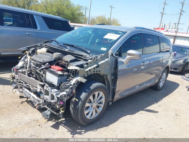 2C4RC1BG0KR732202 Chrysler Pacifica Touring L