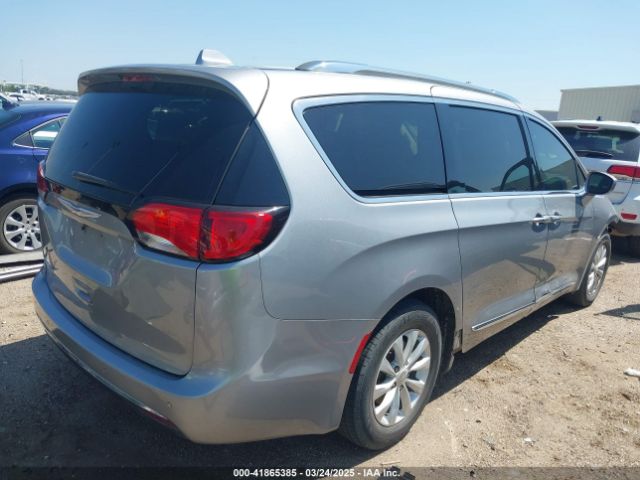 2C4RC1BG0KR732202 Chrysler Pacifica Touring L