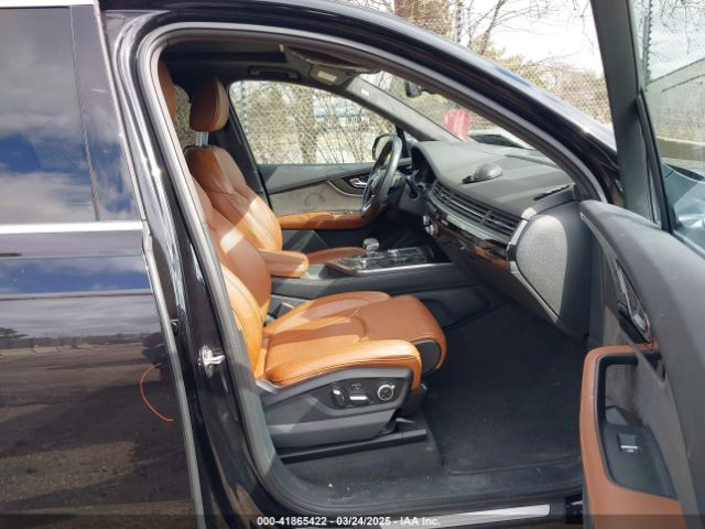 2019 AUDI Q7 WA1VABF75KD030619 Photo 4