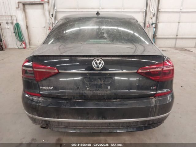 1VWDT7A31HC076053 Volkswagen Passat 1.8t R-line