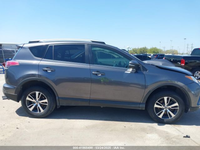 JTMWFREV7HJ144443 Toyota Rav4 Xle