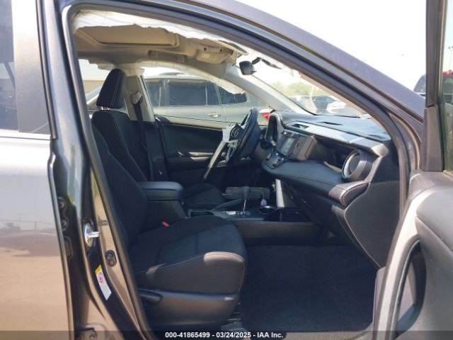 JTMWFREV7HJ144443 Toyota Rav4 Xle