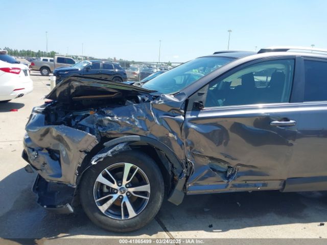 JTMWFREV7HJ144443 Toyota Rav4 Xle