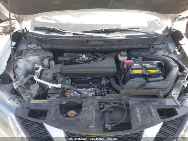 KNMAT2MT7FP506243 Nissan ROGUE SV