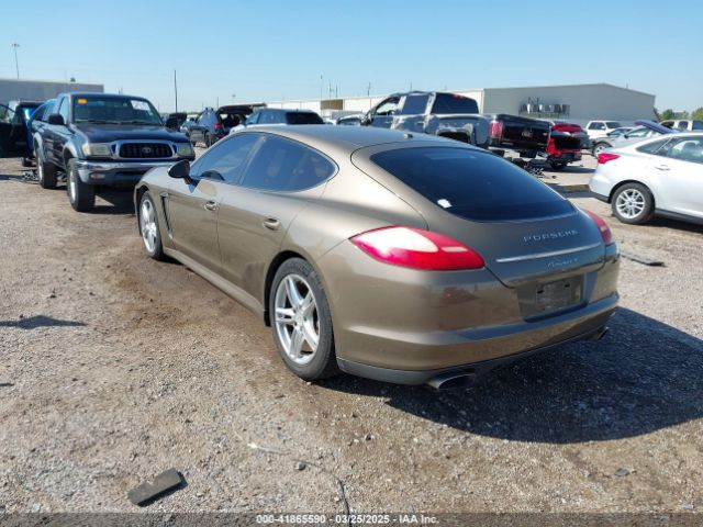 2011 PORSCHE PANAMERA WP0AA2A74BL013621 Photo 2
