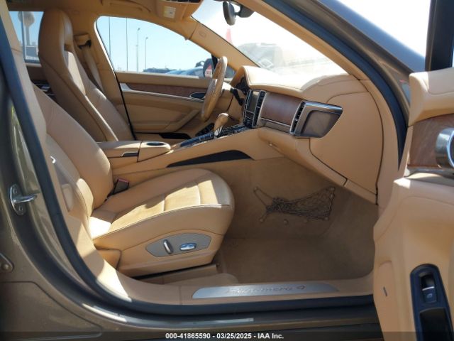 2011 PORSCHE PANAMERA WP0AA2A74BL013621 Photo 4