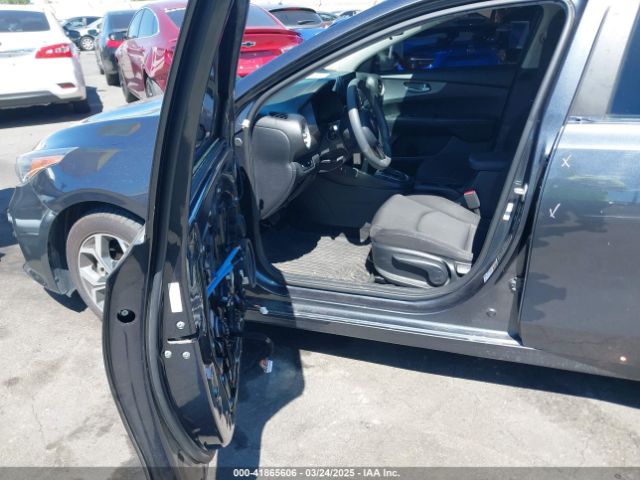 3KPF24AD6KE036721 KIA Forte Lxs