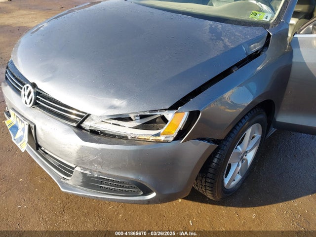 3VWLL7AJ7EM276956 Volkswagen JETTA TDI