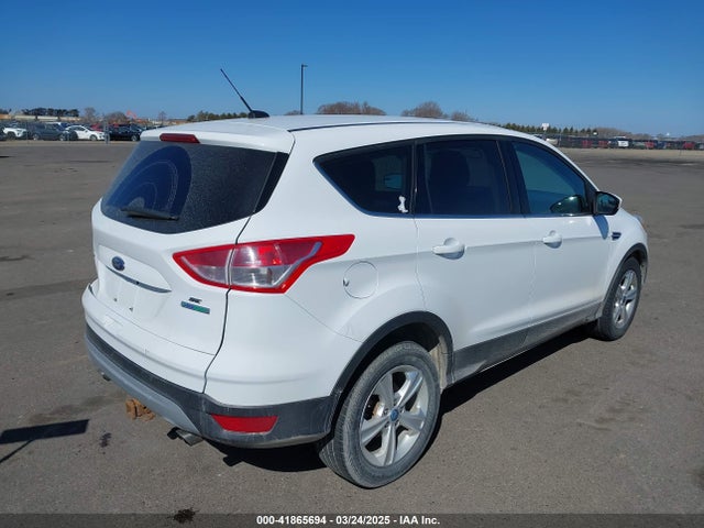 1FMCU0GX2EUA22310 Ford ESCAPE SE