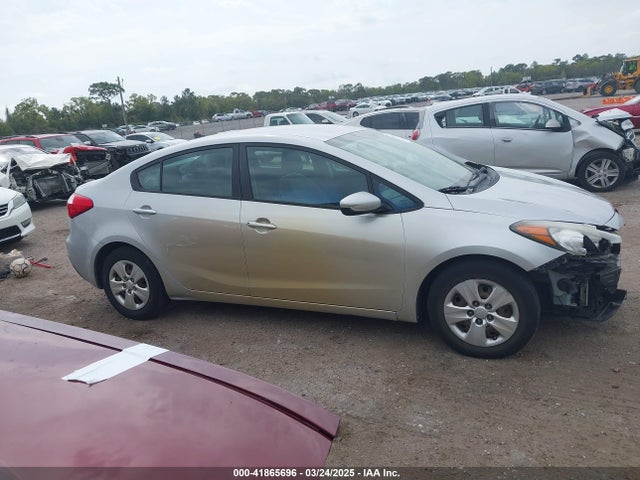KIA FORTE LX 2015 KNAFK4A66F5407229 Image 14