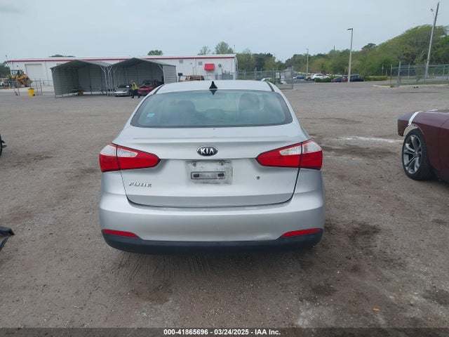 KIA FORTE LX 2015 KNAFK4A66F5407229 Image 17
