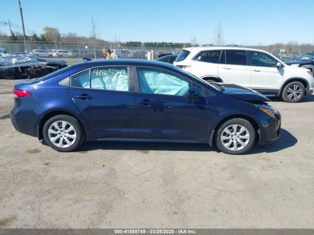 5YFEPMAE1NP387433 Toyota COROLLA LE