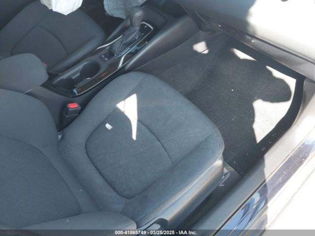 5YFEPMAE1NP387433 Toyota COROLLA LE