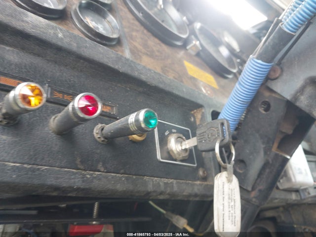 Продаж на аукціоні авто 1995 Kenworth Construction T600, vin: 1XKAD69X7SR661684, номер лоту: 41865793