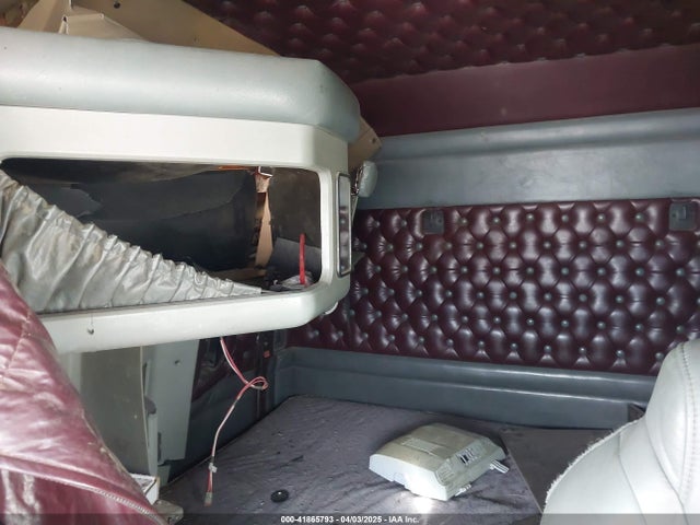 Продаж на аукціоні авто 1995 Kenworth Construction T600, vin: 1XKAD69X7SR661684, номер лоту: 41865793
