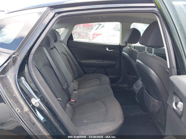 5XXGT4L37GG113231 KIA Optima Lx