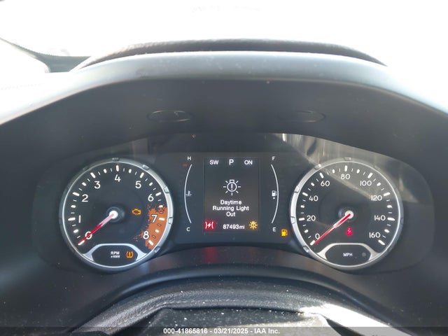 Jeep Renegade 2018 ZACCJABBXJPH32209 Image 7