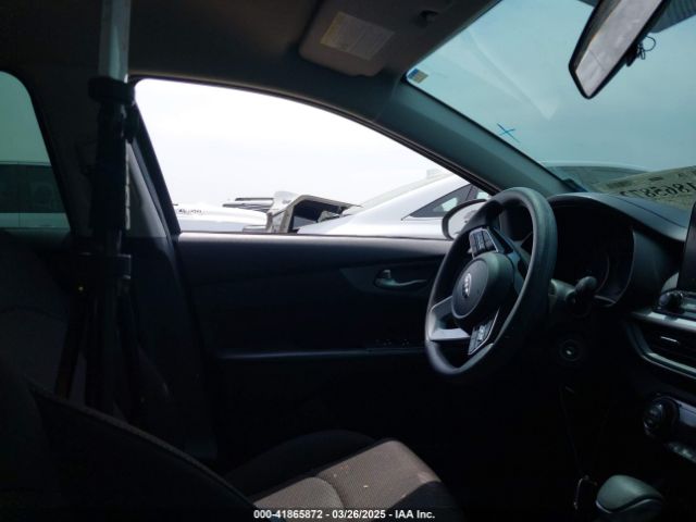 3KPF24AD5KE136406 KIA Forte Lxs