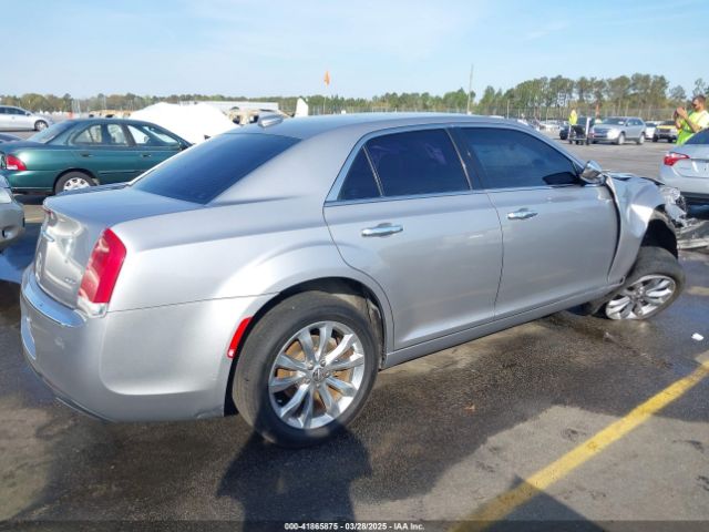 2C3CCAKG1JH194995 Chrysler 300 Limited Awd