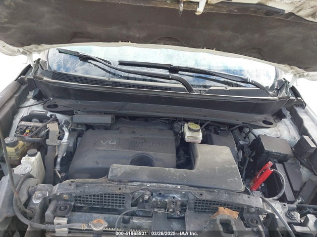 5N1DR2MM8KC622441 Nissan Pathfinder S