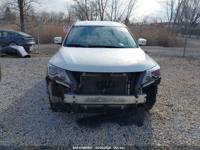 5N1DR2MM8KC622441 Nissan Pathfinder S