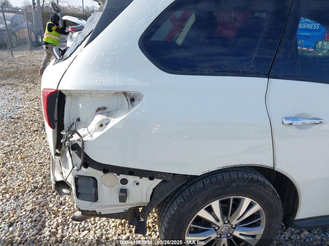 5N1DR2MM8KC622441 Nissan Pathfinder S