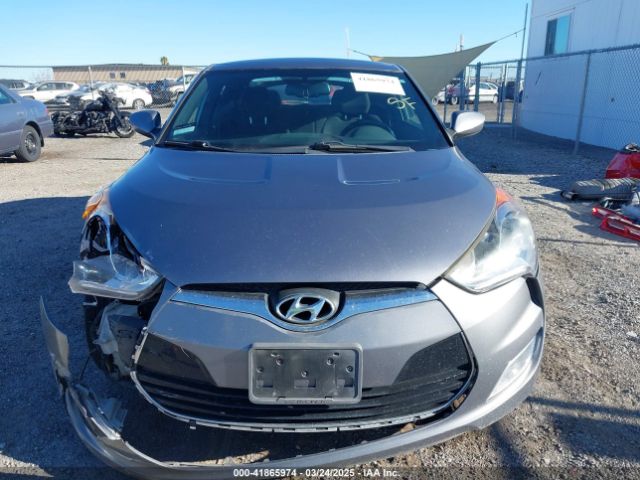 KMHTC6AD9HU323472 Hyundai Veloster Value Edition