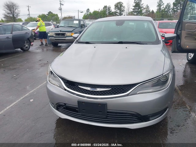 1C3CCCFB6HN512475 Chrysler 200 LX