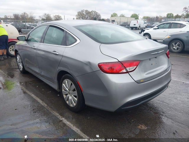 1C3CCCFB6HN512475 Chrysler 200 LX