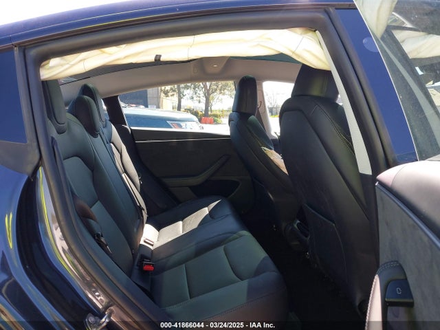 5YJ3E1EB7RF800873 Tesla MODEL 3
