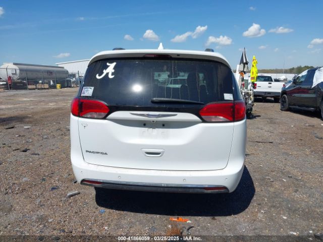2C4RC1EG9JR131199 Chrysler Pacifica Touring L Plus