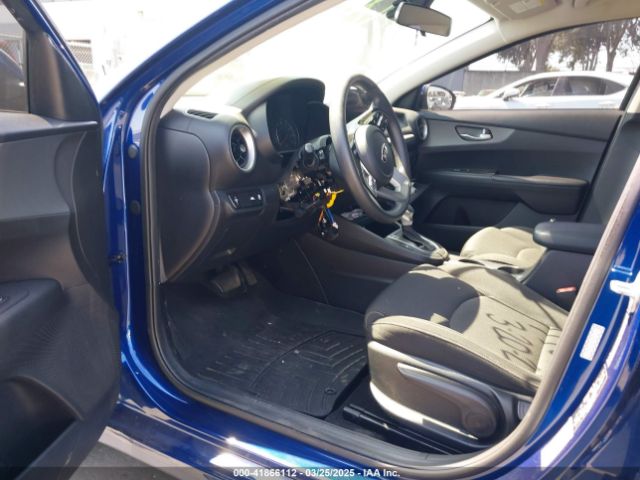 3KPF24AD2ME386091 KIA Forte Lxs