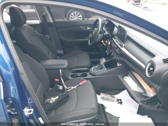 3KPF24AD2ME386091 KIA Forte Lxs