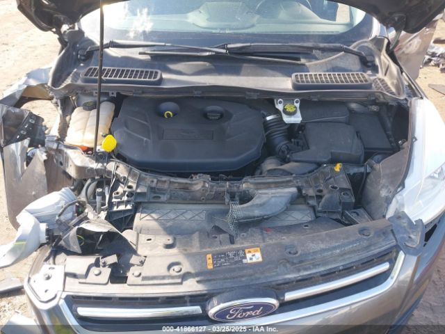 1FMCU9J96GUB96009 Ford Escape Titanium