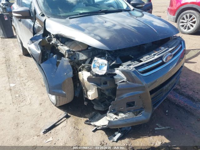 1FMCU9J96GUB96009 Ford Escape Titanium