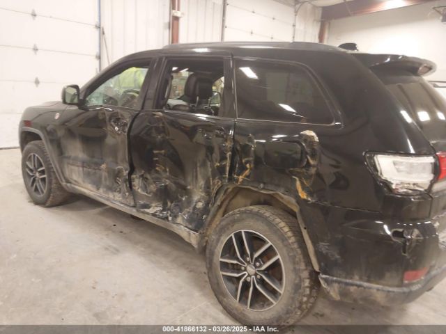 1C4RJFLG5JC264668 Jeep Grand Cherokee Trailhawk 4x4