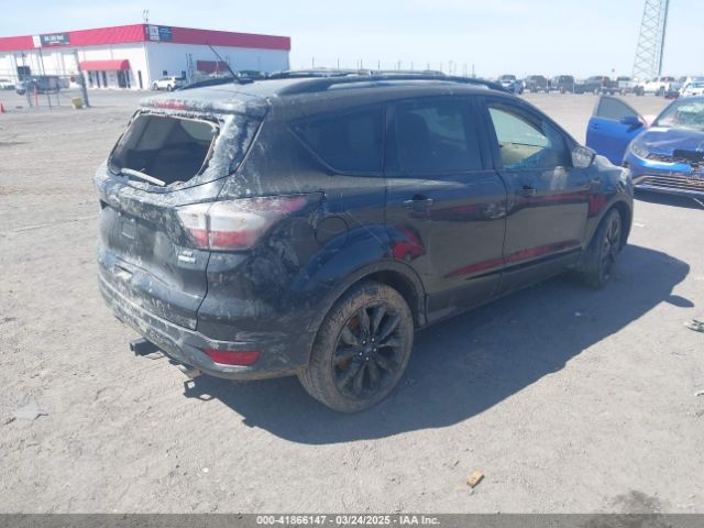 1FMCU9GDXJUA97275 Ford ESCAPE SE