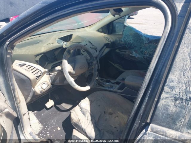 1FMCU9GDXJUA97275 Ford ESCAPE SE