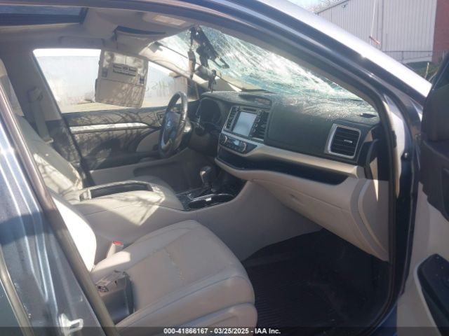 5TDJZRFHXKS950717 Toyota Highlander Xle