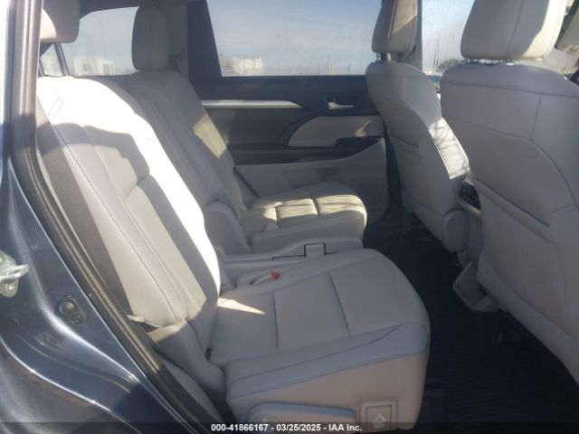 5TDJZRFHXKS950717 Toyota Highlander Xle