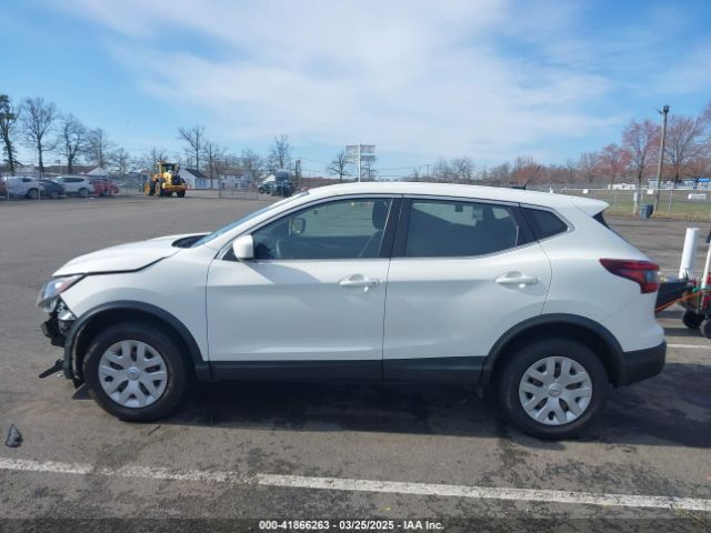 JN1BJ1CV6LW268669 Nissan Rogue Sport S Fwd Xtronic Cvt