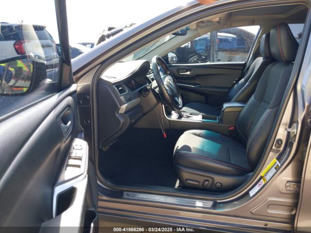 4T1BF1FK0GU217052 Toyota CAMRY SE