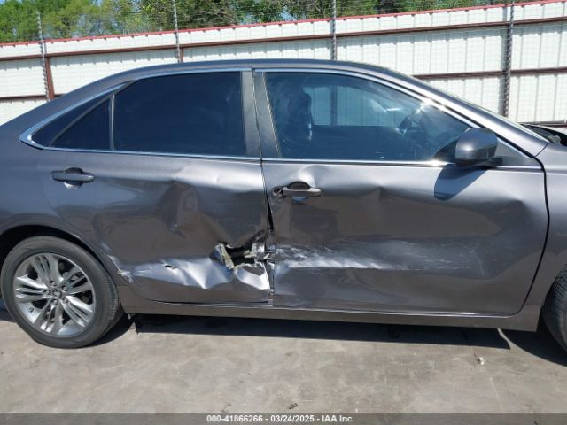 4T1BF1FK0GU217052 Toyota CAMRY SE