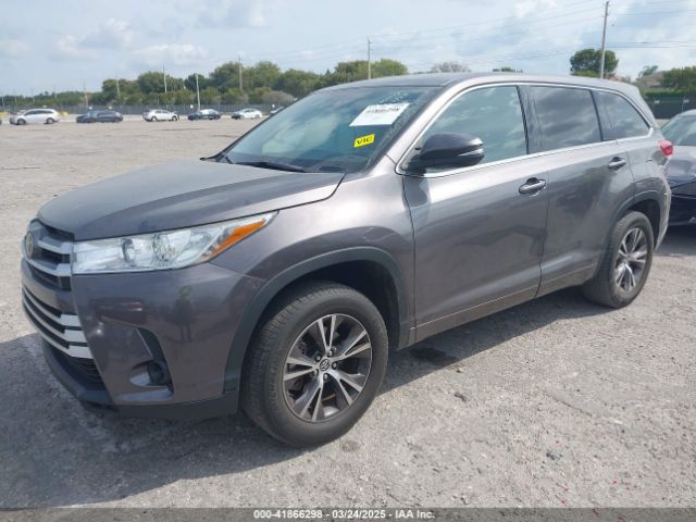 5TDZARFH4HS031816 Toyota Highlander Le