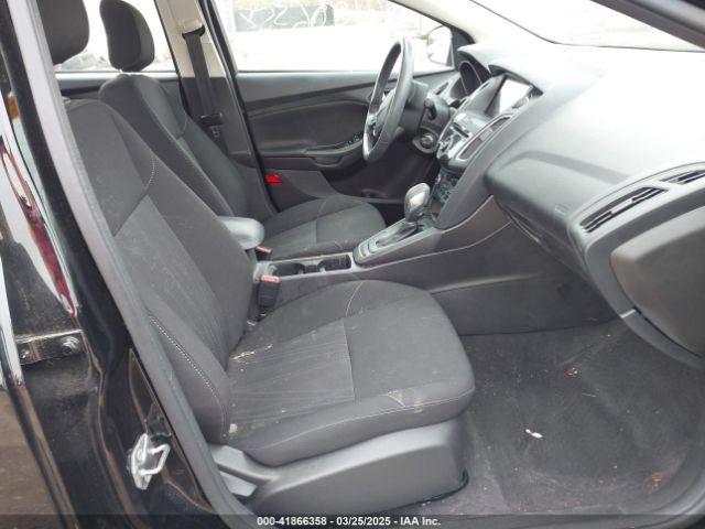 1FADP3H2XJL222023 Ford FOCUS SEL