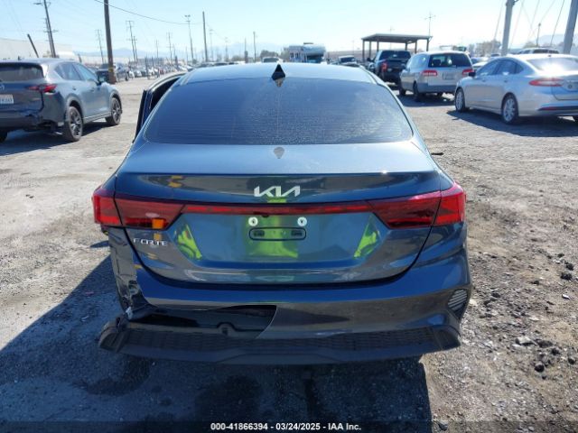3KPF24AD6PE648764 KIA Forte Lxs