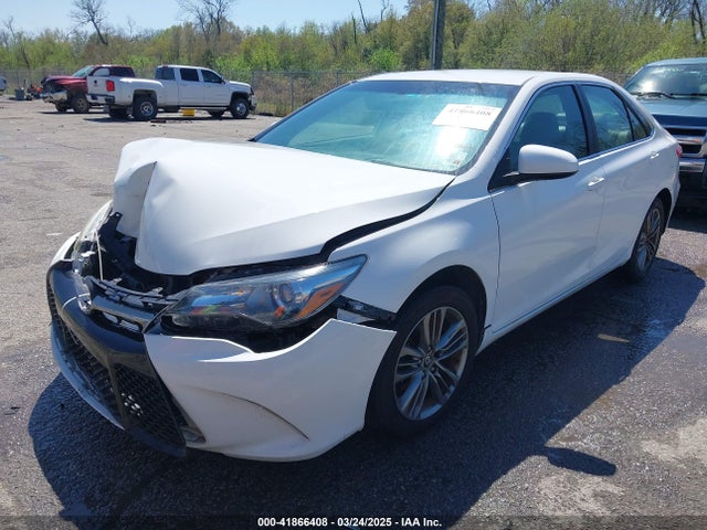 Toyota CAMRY SE 2016 4T1BF1FK8GU557596 Image 2